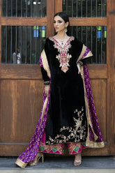 Pinktree - Shikar-e-Husan - Black & Hot Pink - 3 Piece